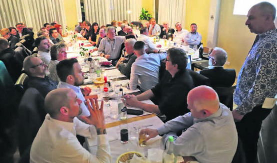 Im Restaurant Züribeck wurde es eng: Die Generalversammlung des HAGO lockte viele Mitglieder und Begleitpersonen an.